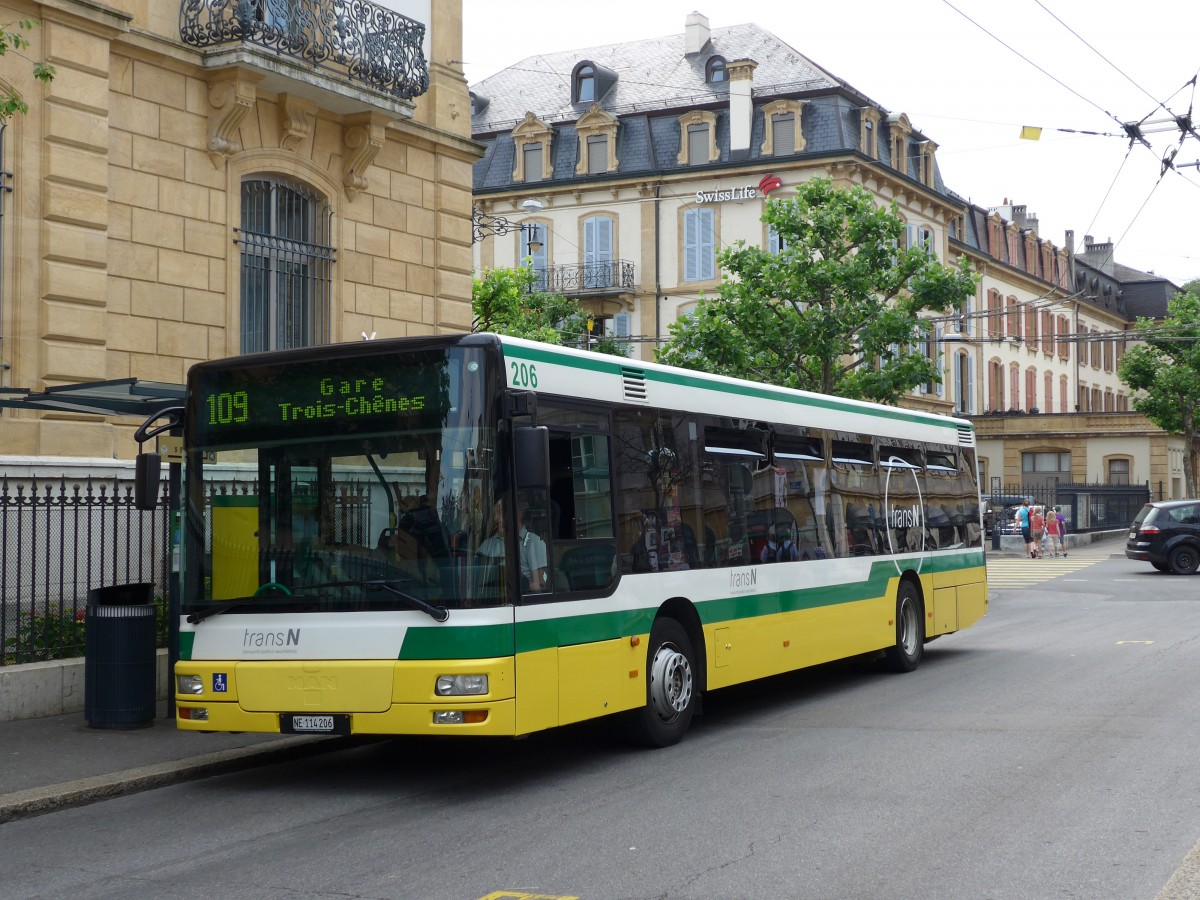 (151'514) - transN, La Chaux-de-Fonds - Nr. 206/NE 114'206 - MAN (ex TN Neuch�tel Nr. 206) am 12. Juni 2014 in Neuch�tel, Place Pury
