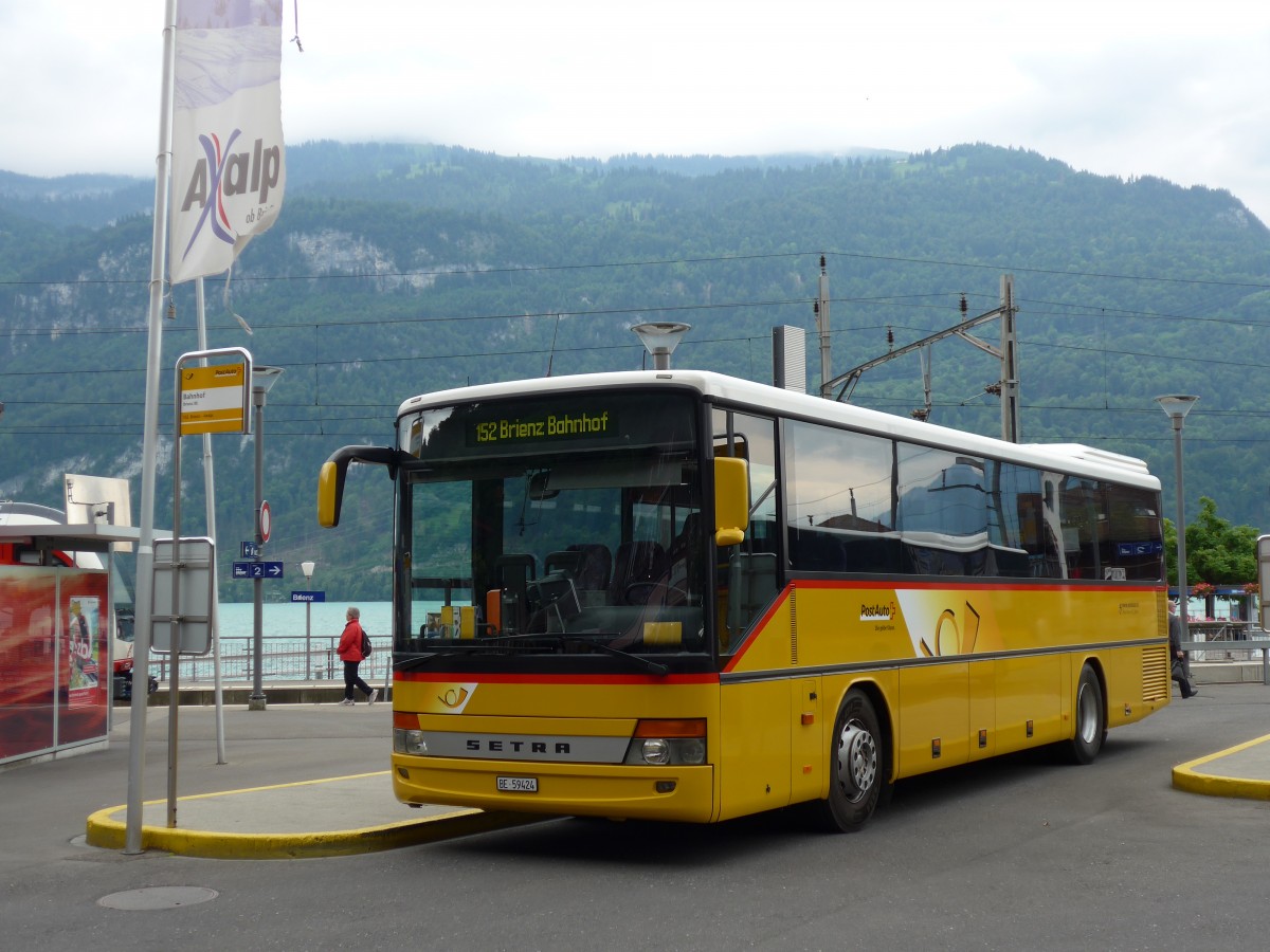 (151'549) - Fl�ck, Brienz - Nr. 7/BE 59'434 - Setra am 15. Juni 2014 beim Bahnhof Brienz