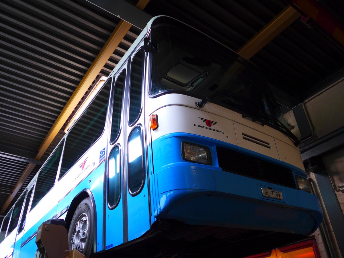 (151'817) - AS Engi - Nr. 9/GL 7709 - NAW/Hess (ex RTB Altst�tten Nr. 42) am 23. Juni 2014 in Engi, Garage (Teilaufnahme)