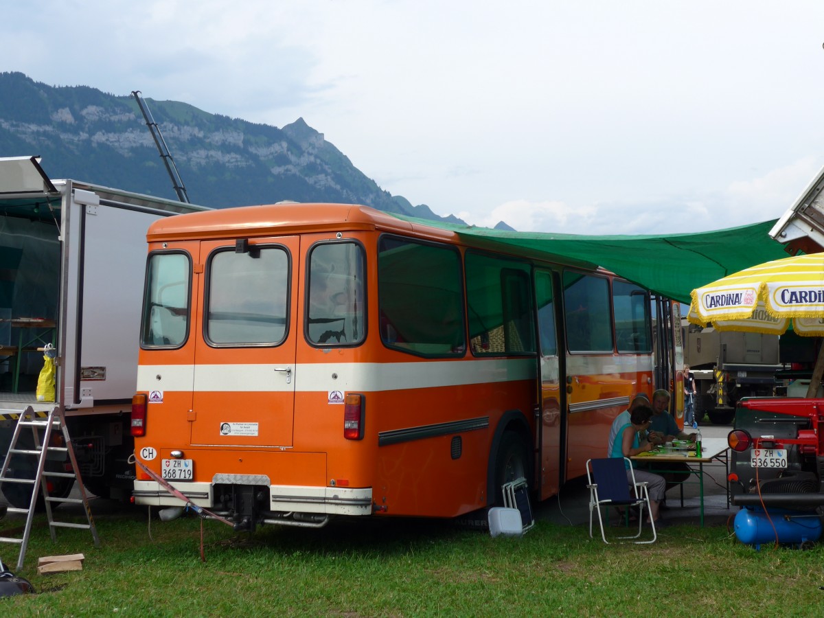 (151'923) - Mangold, Oberengstringen - ZH 368'719 - Saurer/Hess (ex RhV Altst�tten Nr. 45) am 28. Juni 2014 in Interlaken, Flugplatz