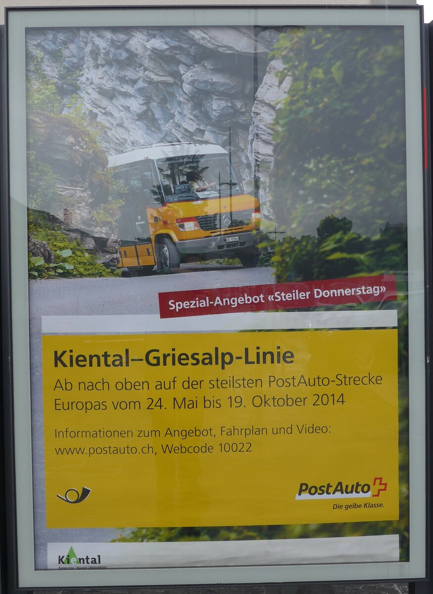 (152'027) - Plakat f�r die Kiental-Griesalp-Linie am 2. Juli 2014 beim Bahnhof Thun