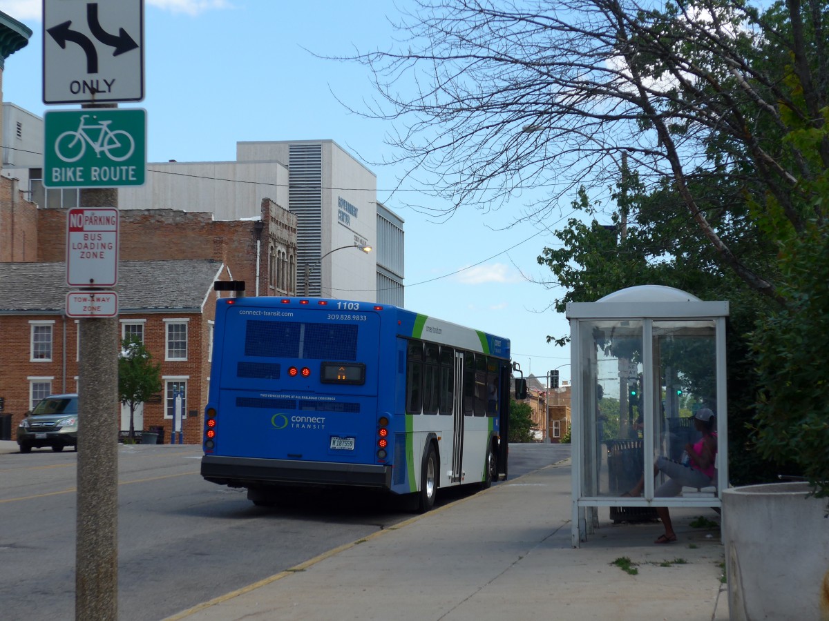 (152'496) - Connect Transit, Bloomington - Nr. 1103/M 187'559 - Gillig am 10. Juli 2014 in Bloomington, Front Street
