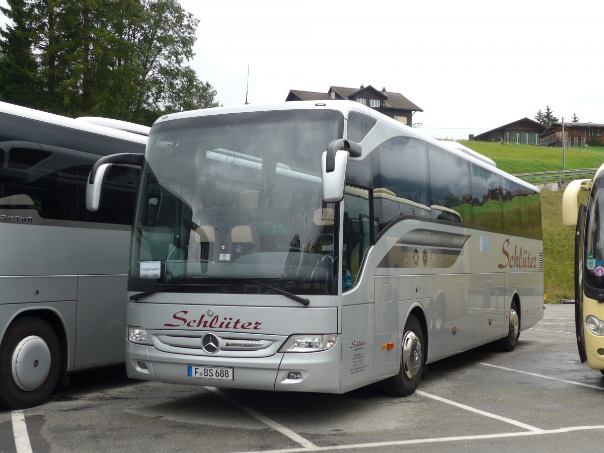 (153'560) - Aus Deutschland: Schl�ter, Frankfurt - F-BS 688 - Mercedes am 3. August 2014 in Grindelwald, Grund