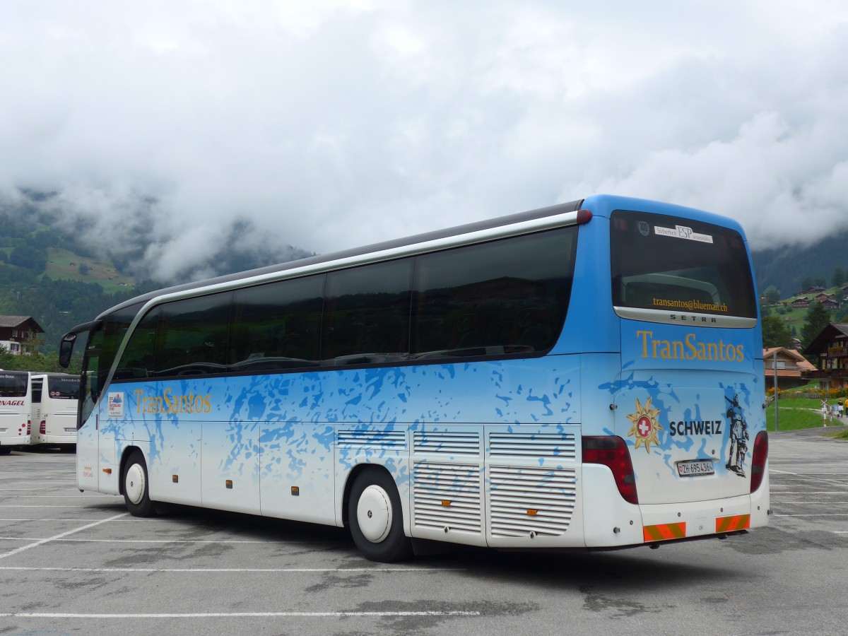 (153'579) - TranSantos, Sch�fflisdorf - ZH 695'436 - Setra am 3. August 2014 in Grindelwald, Grund