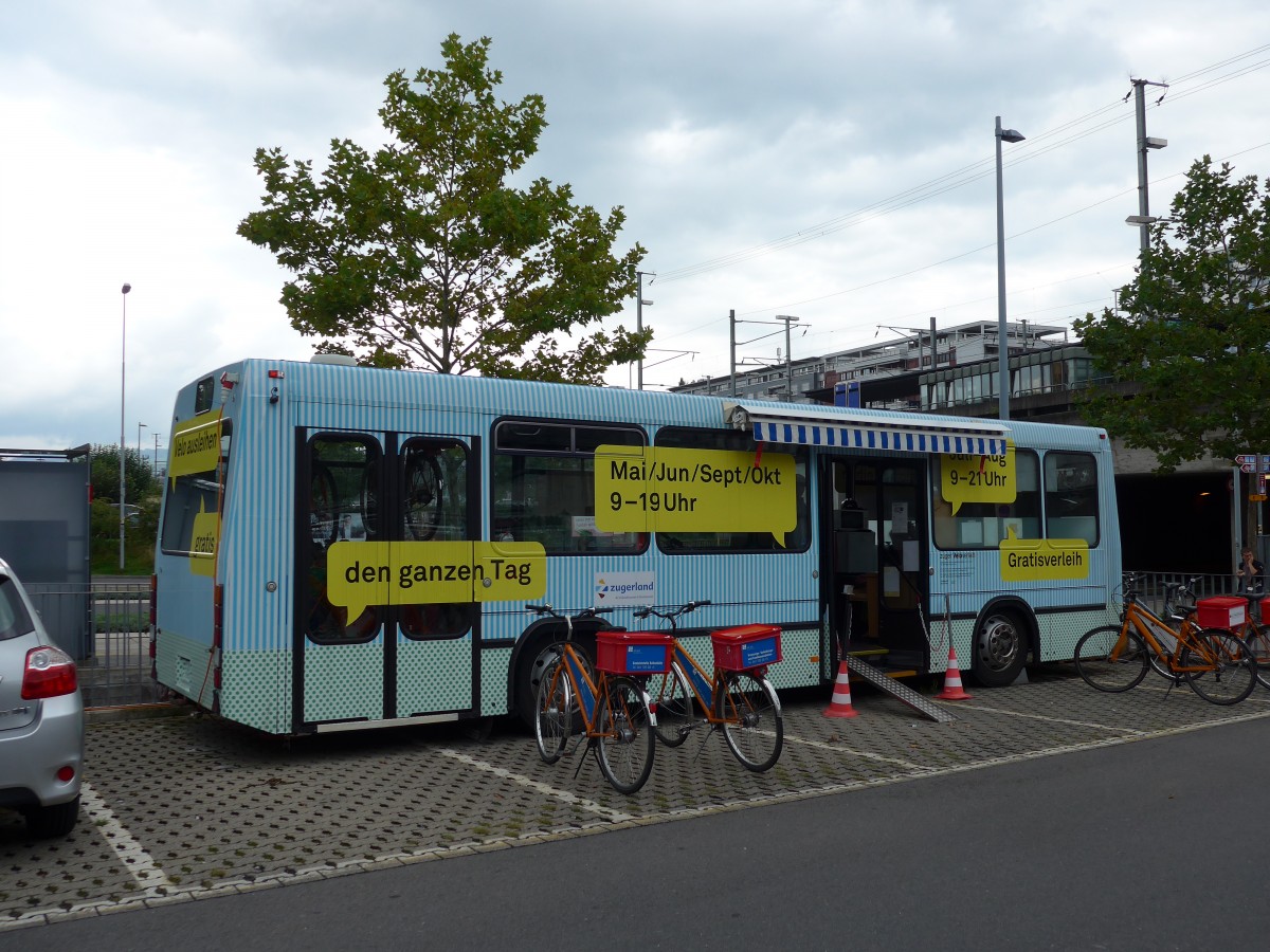 (154'086) - Stadt Zug, Zug - Lanz+Marti/Hess Personenanh�nger (ex ZVB Zug) am 19. August 2014 beim Bahnhof Zug