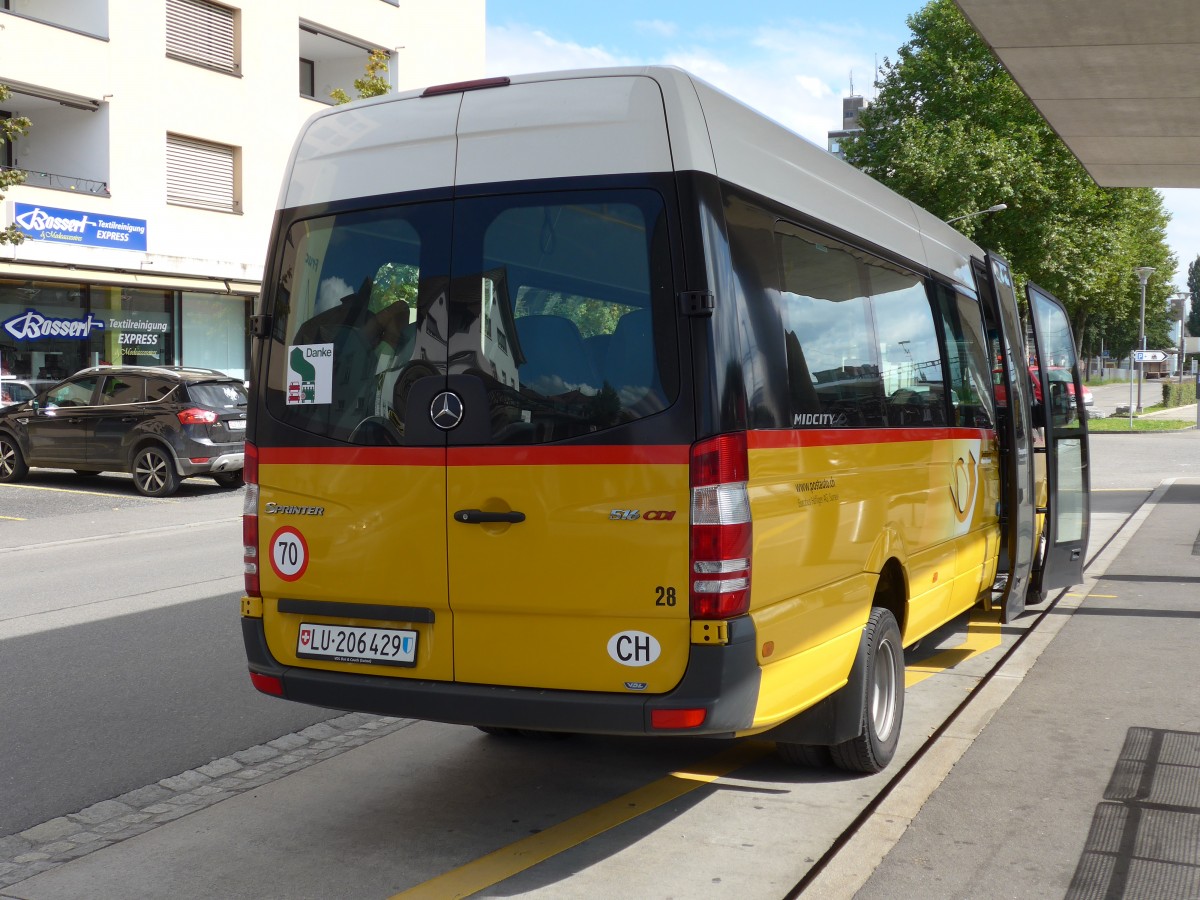 (154'630) - H�fliger, Sursee - Nr. 28/LU 206'429 - Mercedes am 30. August 2014 beim Bahnhof Sursee