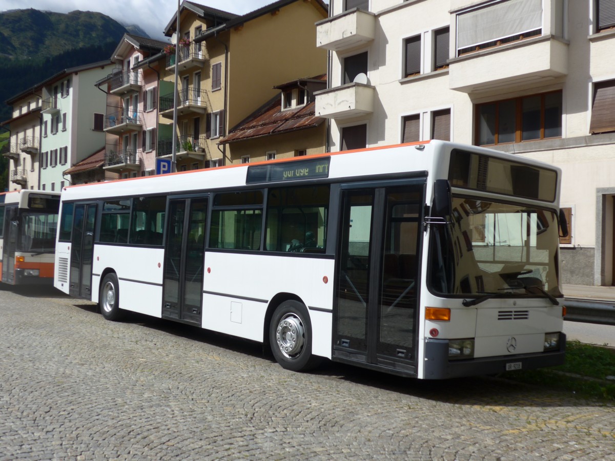 (154'844) - Meyer, G�schenen - UR 9218 - Mercedes (ex BSU Solothurn Nr. 65; ex BSU Solothurn Nr. 59) am 1. September 2014 beim Bahnhof Airolo