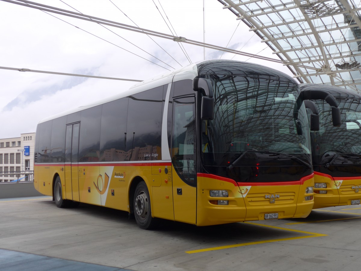 (154'925) - PostAuto Graub�nden - GR 162'991 - MAN am 13. September 2014 in Chur, Postautostation