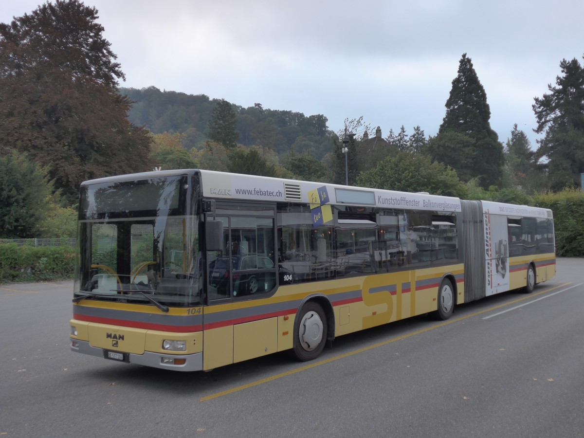 (155'437) - STI Thun - Nr. 104/BE 577'104 - MAN am 4. Oktober 2014 bei der Schiffl�ndte Thun