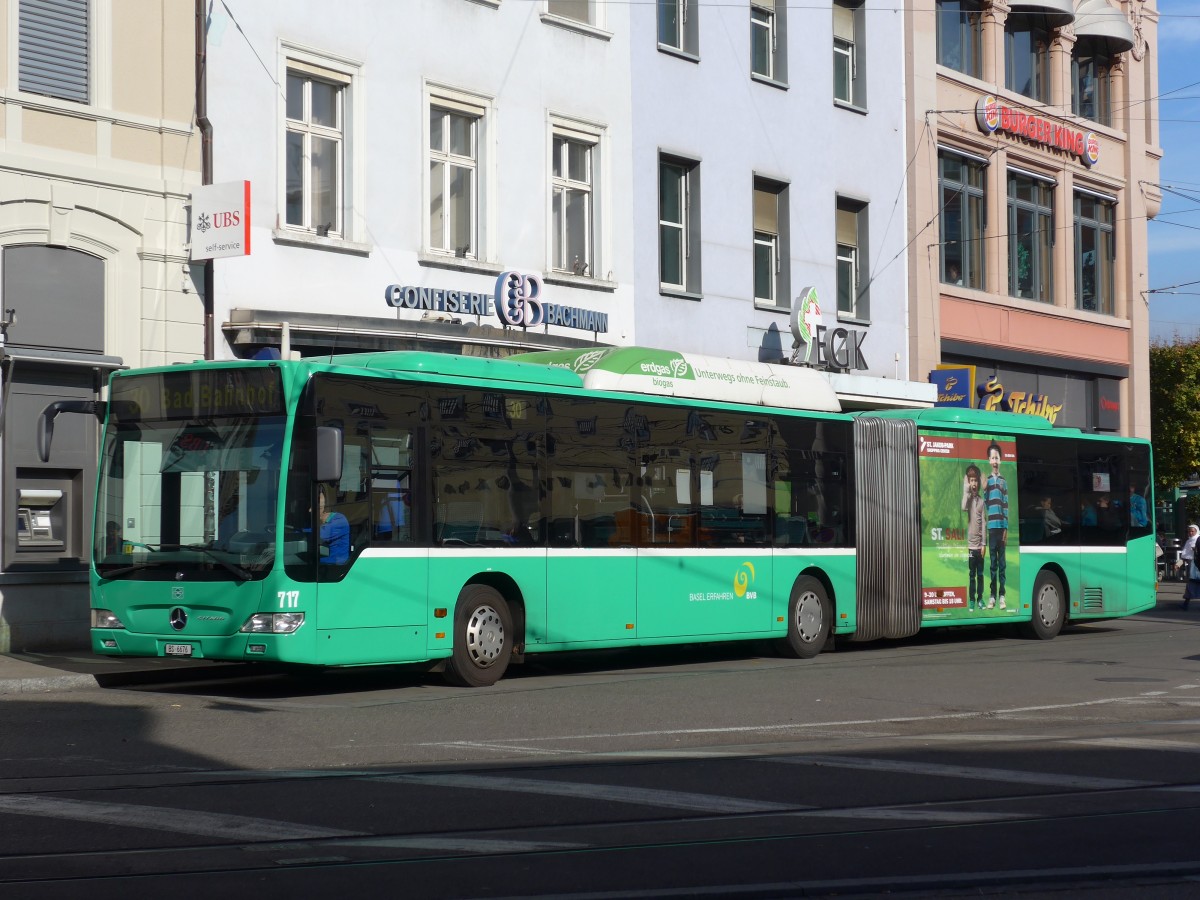 (156'143) - BVB Basel - Nr. 717/BS 6676 - Mercedes am 27. Oktober 2014 beim Bahnhof Basel