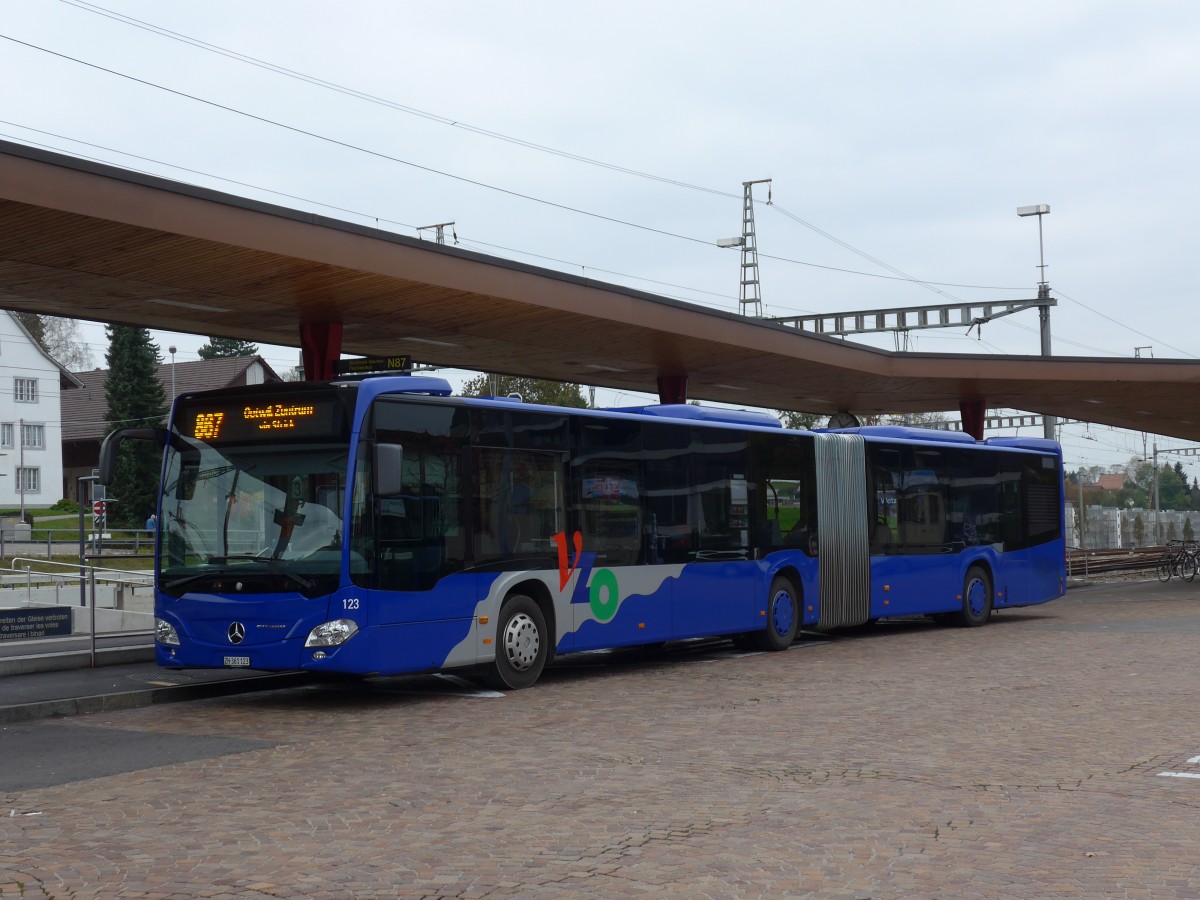 (156'214) - VZO Gr�ningen - Nr. 123/ZH 361'123 - Mercedes am 28. Oktober 2014 beim Bahnhof Wetzikon