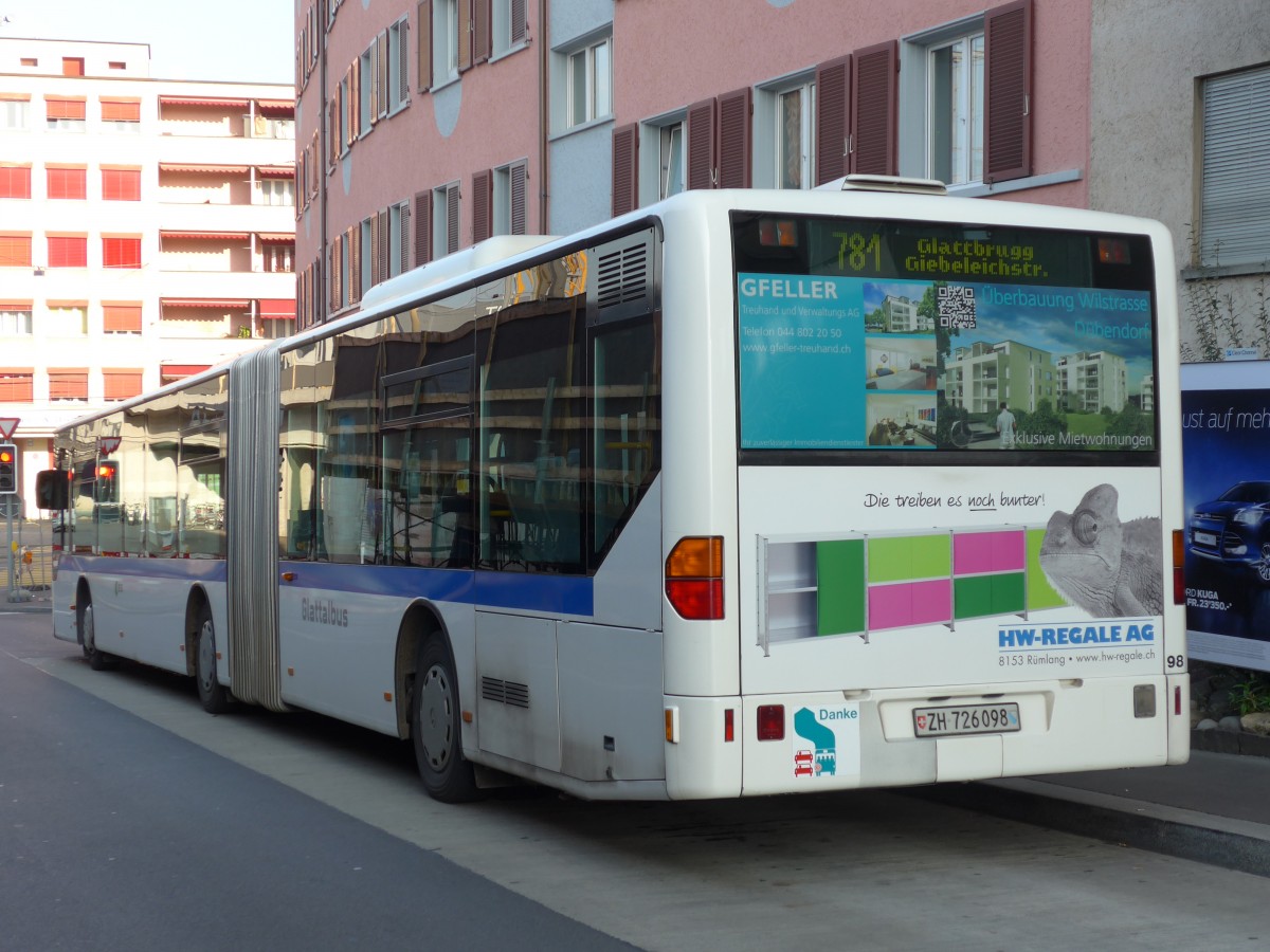 (156'295) - Welti-Furrer, Z�rich - Nr. 98/ZH 726'098 - Mercedes am 28. Oktober 2014 beim Bahnhof Z�rich-Oerlikon