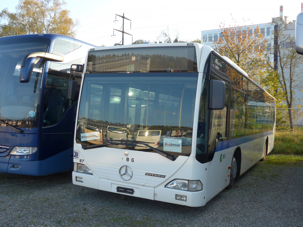 (156'303) - Welti-Furrer, Z�rich - Nr. 87 - Mercedes am 28. Oktober 2014 in Kloten, EvoBus