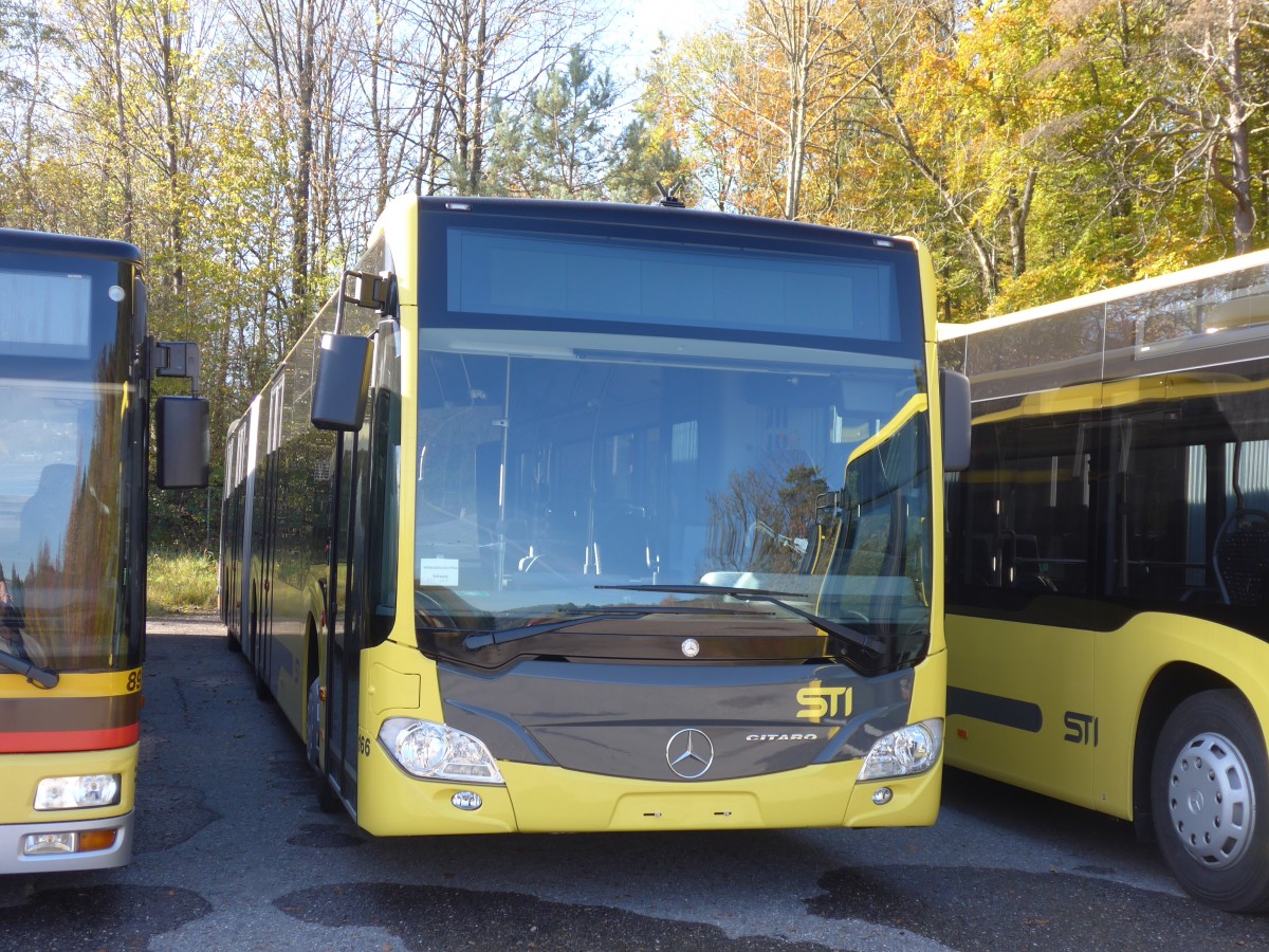 (156'389) - STI Thun - Nr. 166 - Mercedes am 1. November 2014 in Thun, Waffenplatz