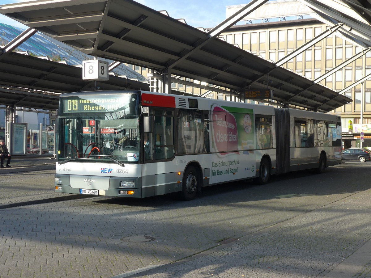 (157'323) - M�Bus, M�nchengladbach - Nr. 264/MG-WG 694 - MAN am 22. November 2014 beim Hauptbahnhof M�nchengladbach