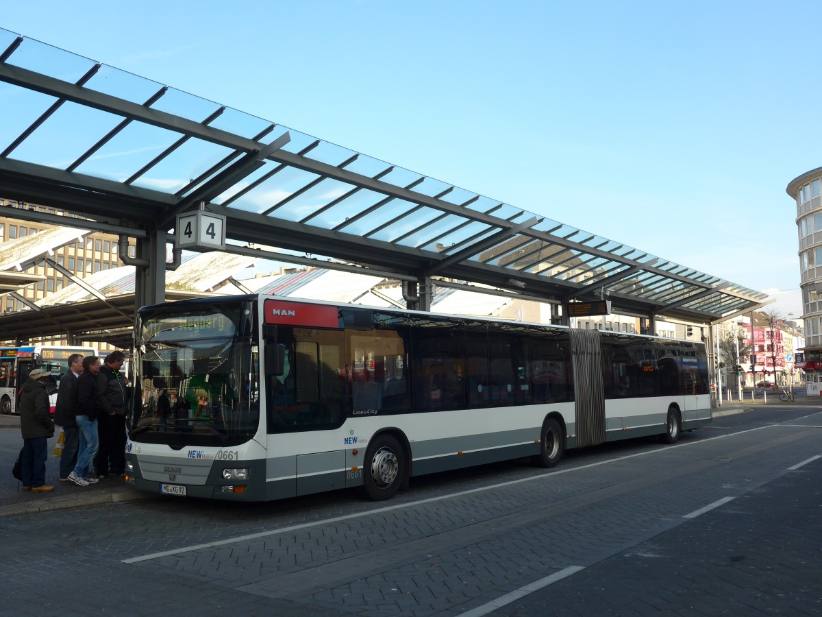 (157'325) - M�Bus, M�nchengladbach - Nr. 661/MG-XG 92 - MAN am 22. November 2014 beim Hauptbahnhof M�nchengladbach