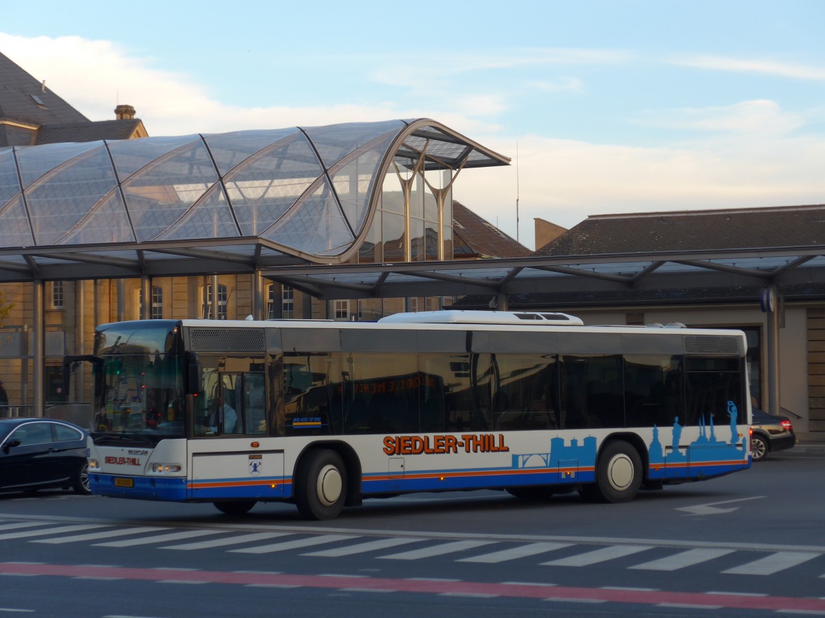 (157'425) - Siedler-Thill, T�tange - BU 1000 - Neoplan am 22. November 2014 beim Bahnhof Luxembourg