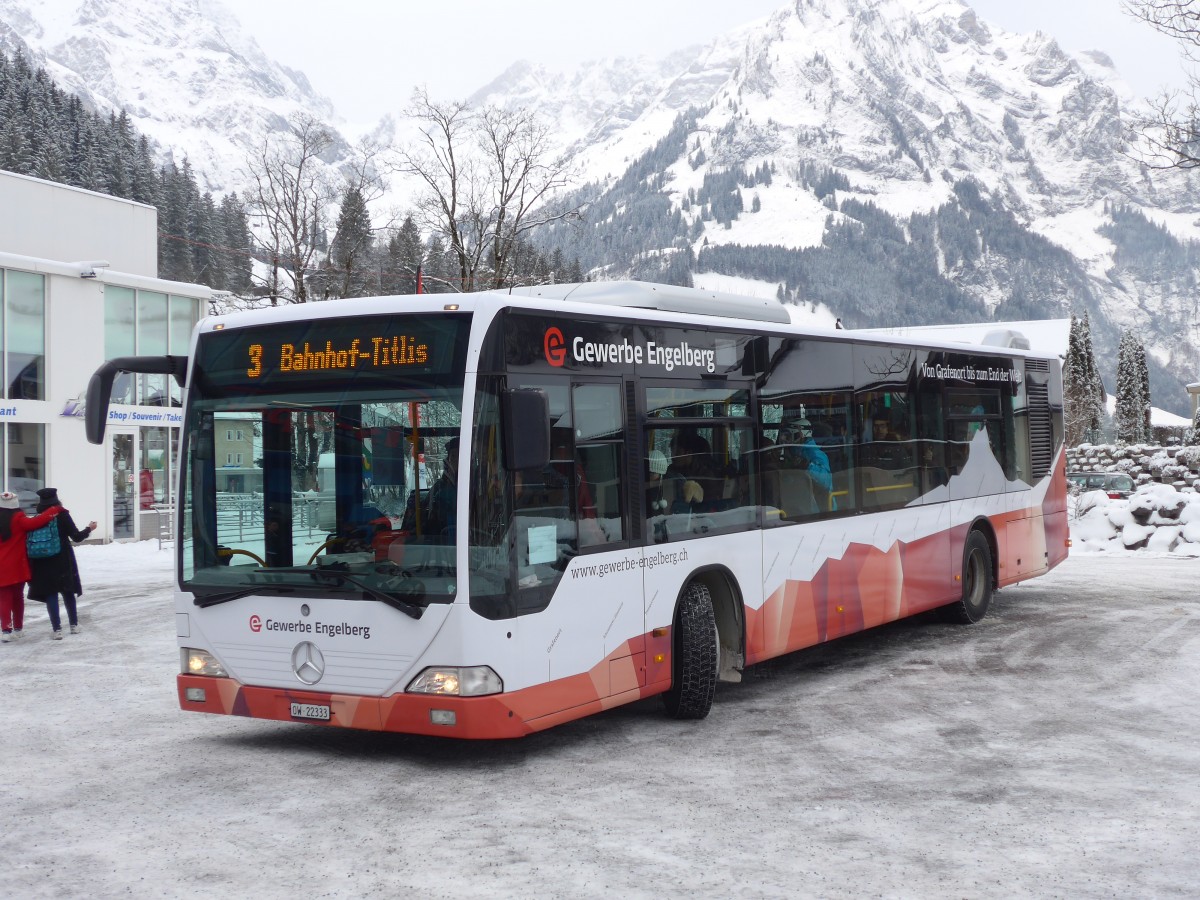 (157'933) - EAB Engelberg - Nr. 8/OW 22'333 - Mercedes (ex Ming, Sils-Maria; ex Vorf�hrwagen EvoBus, D-Mannheim) am 26. Dezember 2014 in Engelberg, Titlisbahnen