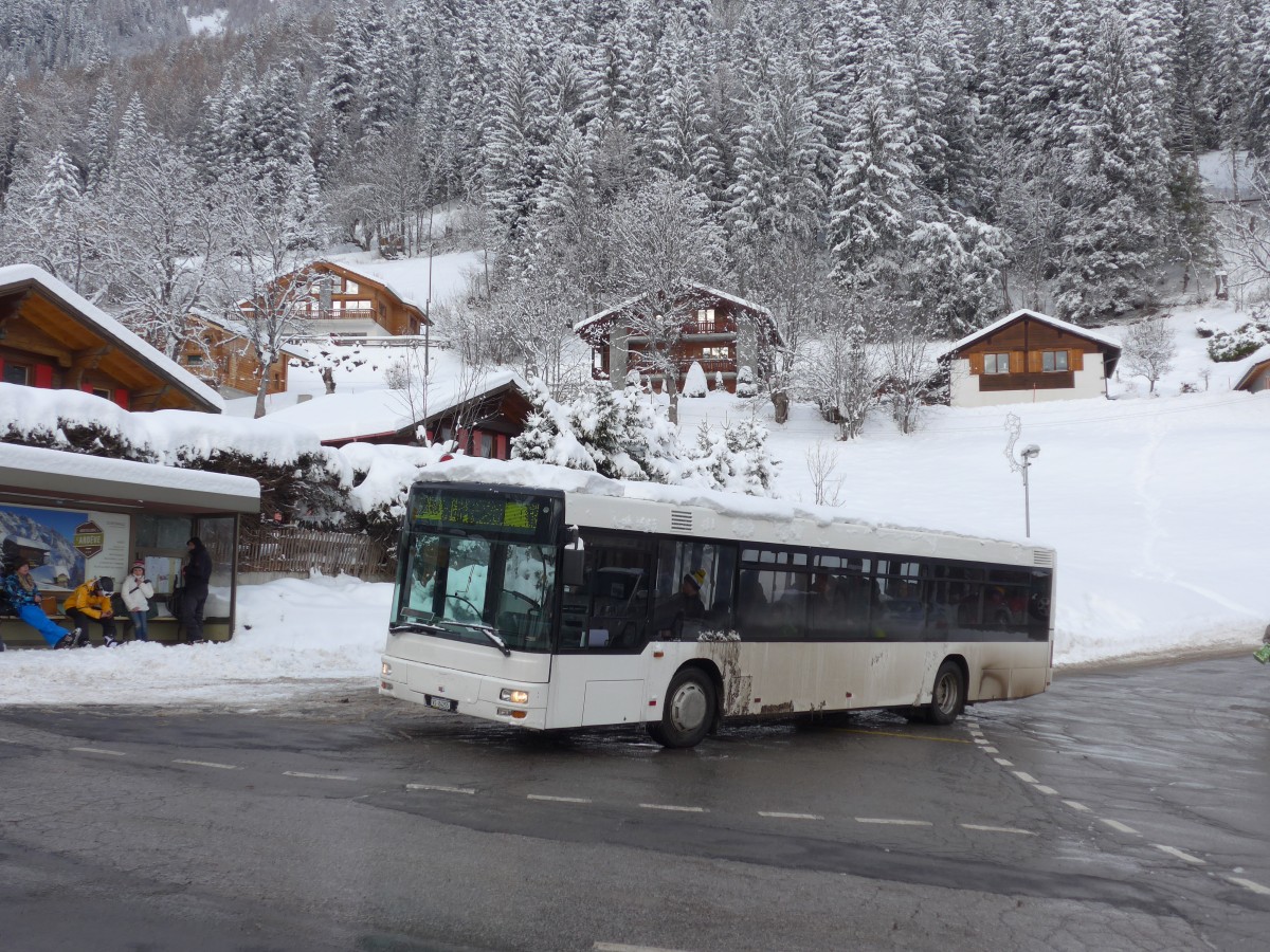(157'998) - Buchard, Leytron - Nr. 95/VS 84'255 - MAN (ex TN Neuch�tel Nr. 221) am 28. Dezember 2014 in Ovronnaz, La Crois�e