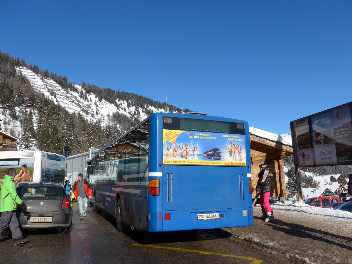 (158'063) - Buchard, Leytron - VS 386'364 - Mercedes (ex AFA Adelboden Nr. 91; ex AFA Adelboden Nr. 2) am 1. Januar 2015 in Anz�re, T�l�cabine
