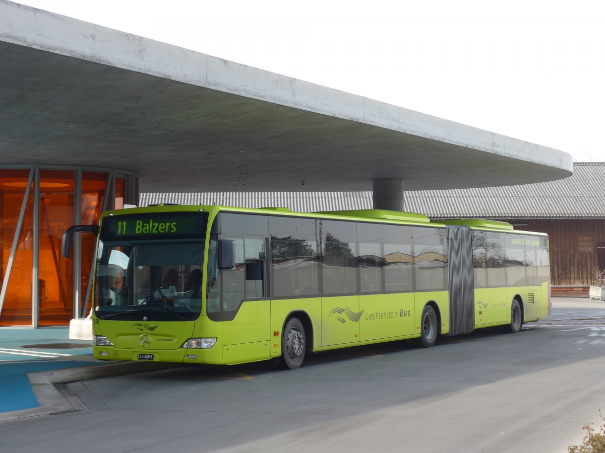 (158'740) - LBA Vaduz - Nr. 53/FL 39'853 - Mercedes am 14. Februar 2015 beim Bahnhof Schaan