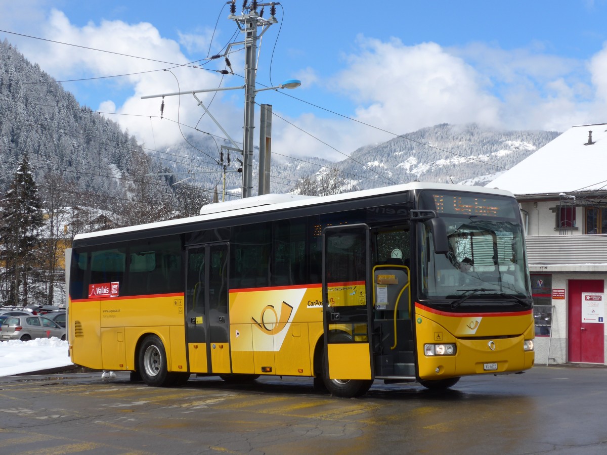 (158'835) - TMR Martigny - Nr. 137/VS 6612 - Irisbus am 22. Februar 2015 beim Bahnhof Le Ch�ble