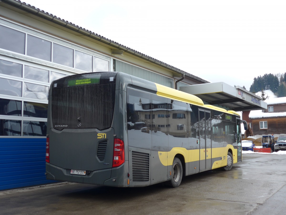 (158'923) - STI Thun - Nr. 157/BE 752'157 - Mercedes am 1. M�rz 2015 in Teuffenthal, Garage