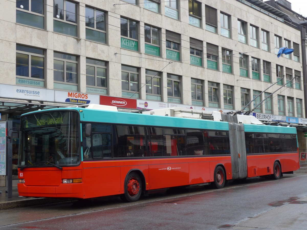 (158'964) - VB Biel - Nr. 83 - NAW/Hess Gelenktrolleybus am 2. M�rz 2015 in Biel, Guisanplatz