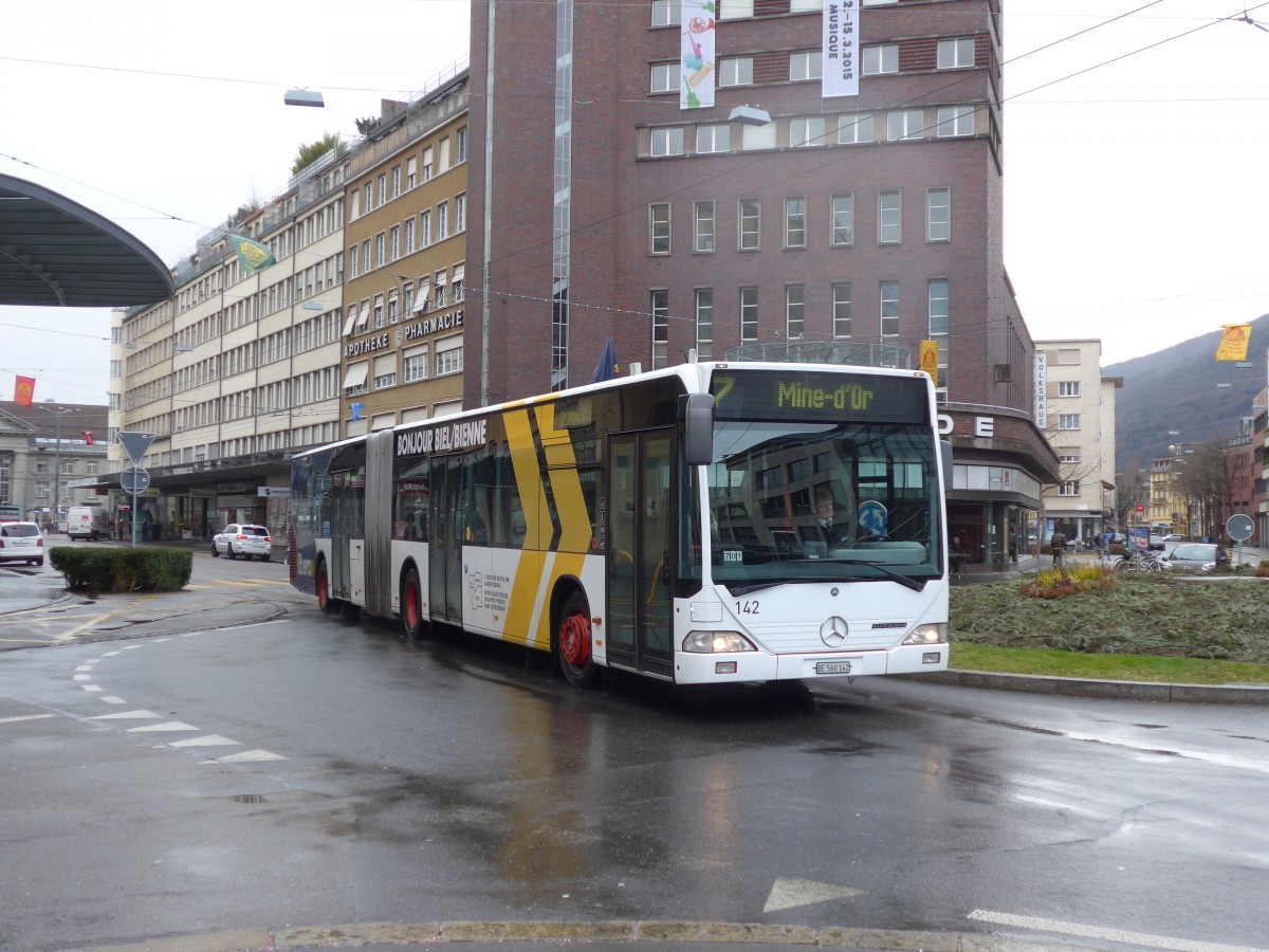 (158'965) - VB Biel - Nr. 142/BE 560'142 - Mercedes am 2. M�rz 2015 in Biel, Guisanplatz