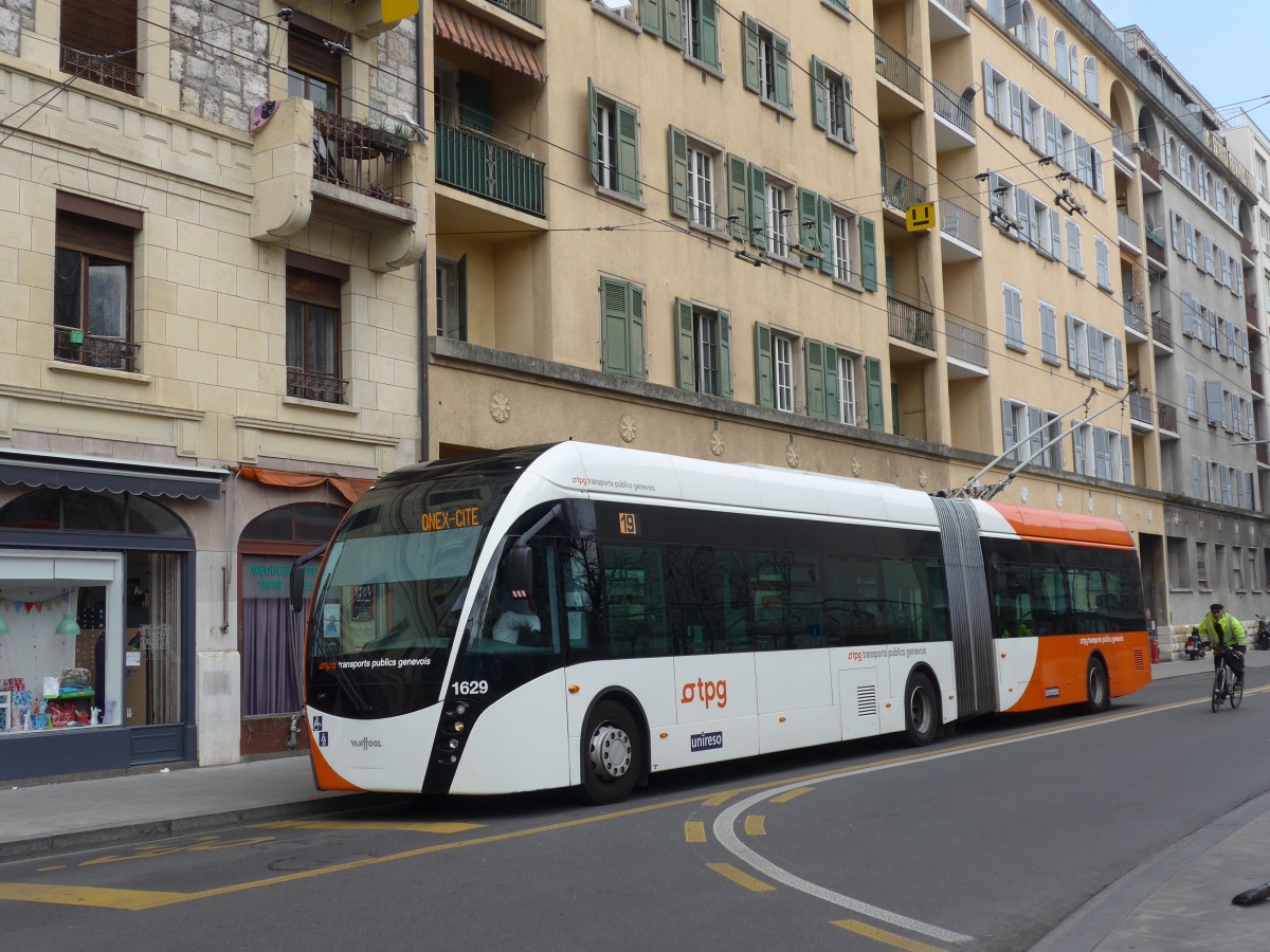 (159'117) - TPG Gen�ve - Nr. 1629 - Van Hool Gelenktrolleybus am 14. M�rz 2015 in Gen�ve, Jonction