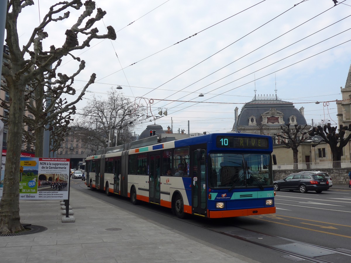 (159'153) - TPG Gen�ve - Nr. 721 - NAW/Hess Doppelgelenktrolleybus (ex Nr. 709) am 14. M�rz 2015 in Gen�ve, Place des Vingt-Deux-Cantons