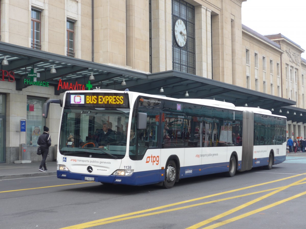 (159'168) - TPG Gen�ve - Nr. 1138/GE 960'888 - Mercedes am 14. M�rz 2015 beim Bahnhof Gen�ve