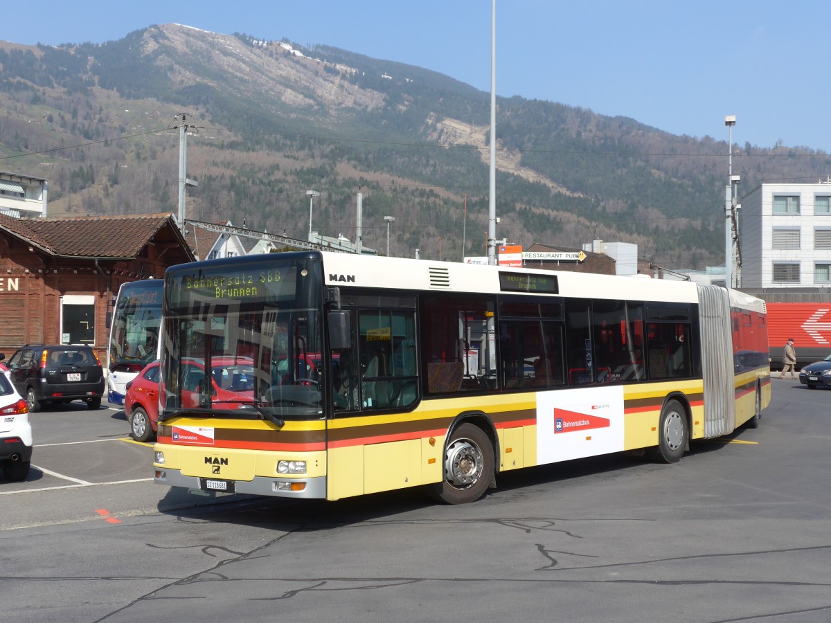 (159'345) - AAGS Schwyz - Nr. 81/SZ 118'681 - MAN (ex STI Thun Nr. 90) am 18. M�rz 2015 beim Bahnhof Arth-Goldau