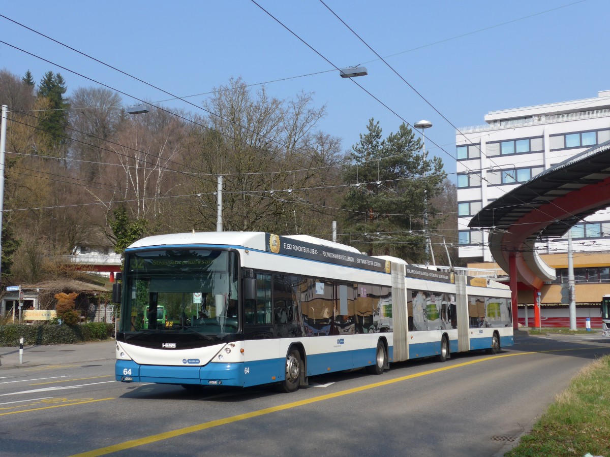 (159'404) - VBZ Z�rich - Nr. 64 - Hess/Hess Doppelgelenktrolleybus am 19. M�rz 2015 in Z�rich, Bucheggplatz