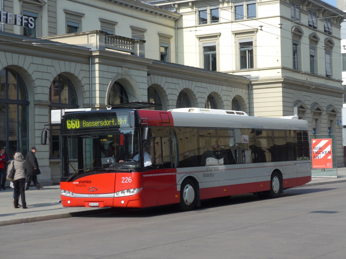 (159'424) - SW Winterthur - Nr. 226/ZH 745'226 - Solaris am 19. M�rz 2015 beim Hauptbahnhof Winterthur
