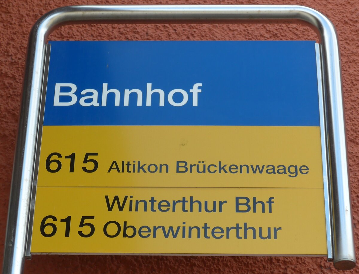 (159'440) - ZVV/PostAuto-Haltestellenschild - Rickenbach-Attikon, Bahnhof - am 27. M�rz 2015