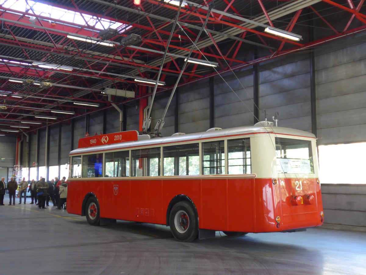 (159'489) - VB Biel - Nr. 21 - Berna/Hess Trolleybus am 28. M�rz 2015 in Biel, Depot