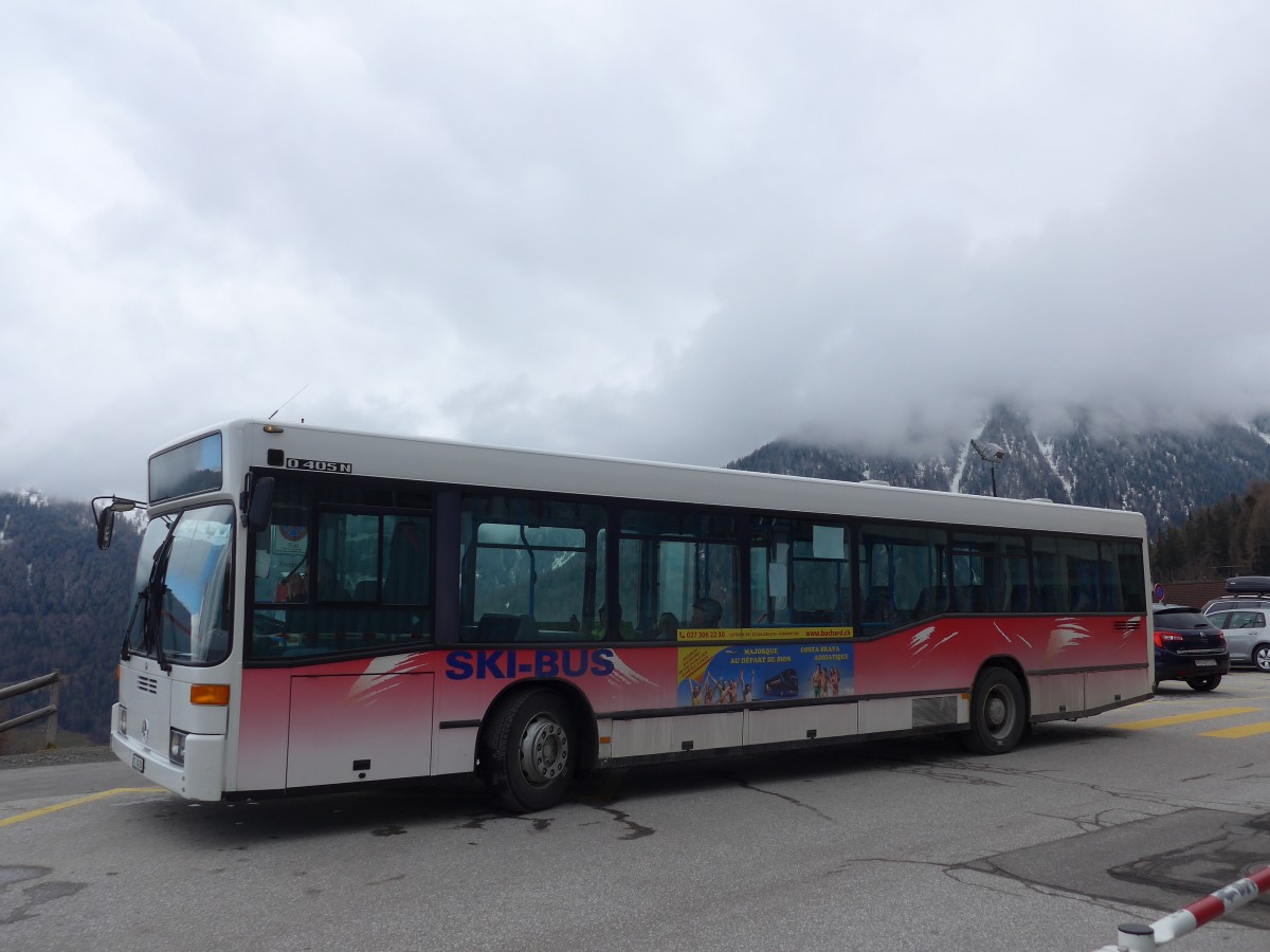 (159'632) - Buchard, Leytron - Nr. 97/VS 84'250 - Mercedes (ex BGU Grenchen Nr. 5) am 5. April 2015 in La Tzoumaz, T�l�cabine