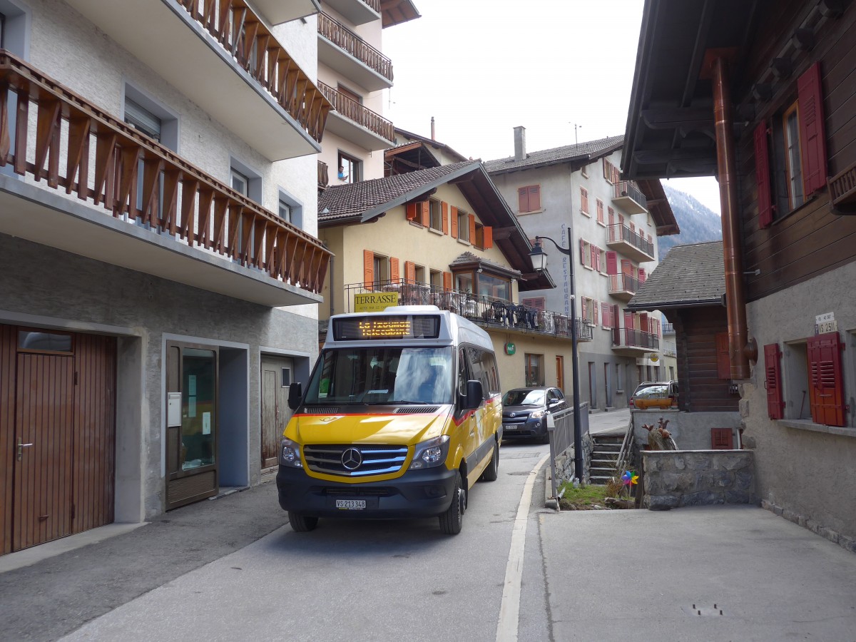 (159'649) - Buchard, Leytron - VS 213'348 - Mercedes am 5. April 2015 in Is�rables, Village