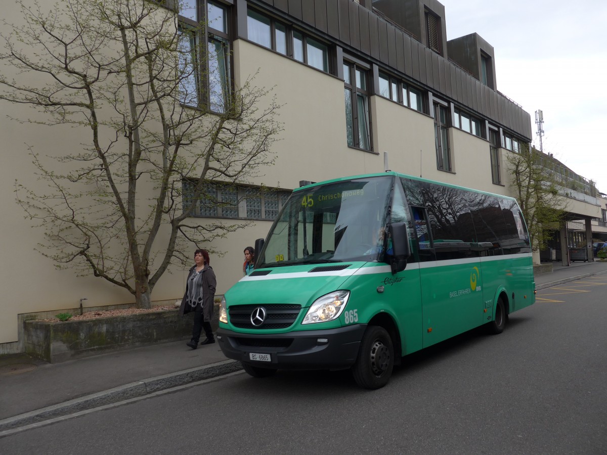 (159'692) - BVB Basel - Nr. 865/BS 6865 - Mercedes/Auw�rter am 11. April 2015 beim Bahnhof Riehen