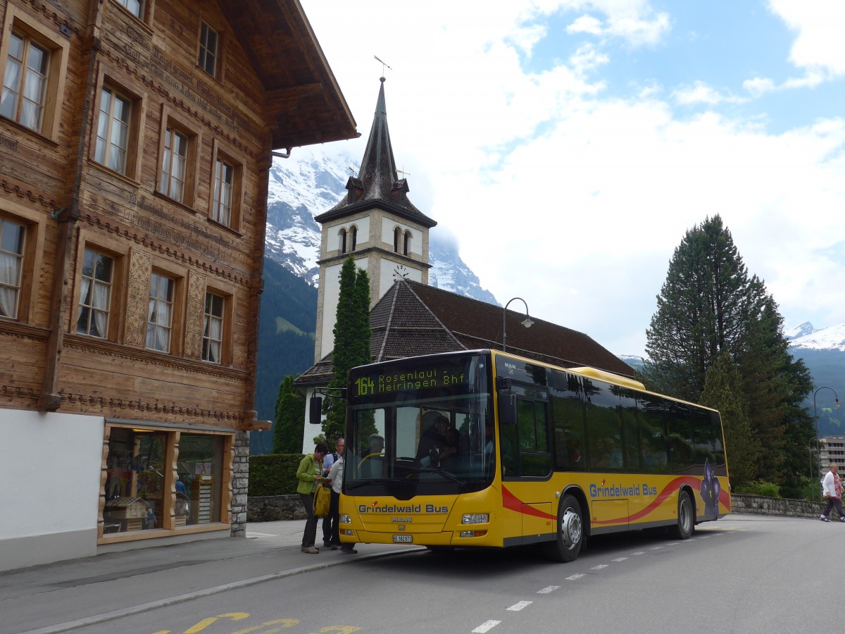 (161'016) - AVG Grindelwald - Nr. 18/BE 382'871 - MAN/G�ppel am 25. Mai 2015 in Grindelwald, Kirche
