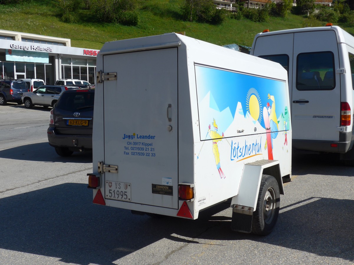 (161'070) - Jaggi, Kippel - VS 51'995 - Zbinden Gep�ckanh�nger am 27. Mai 2015 in Kippel, Garage