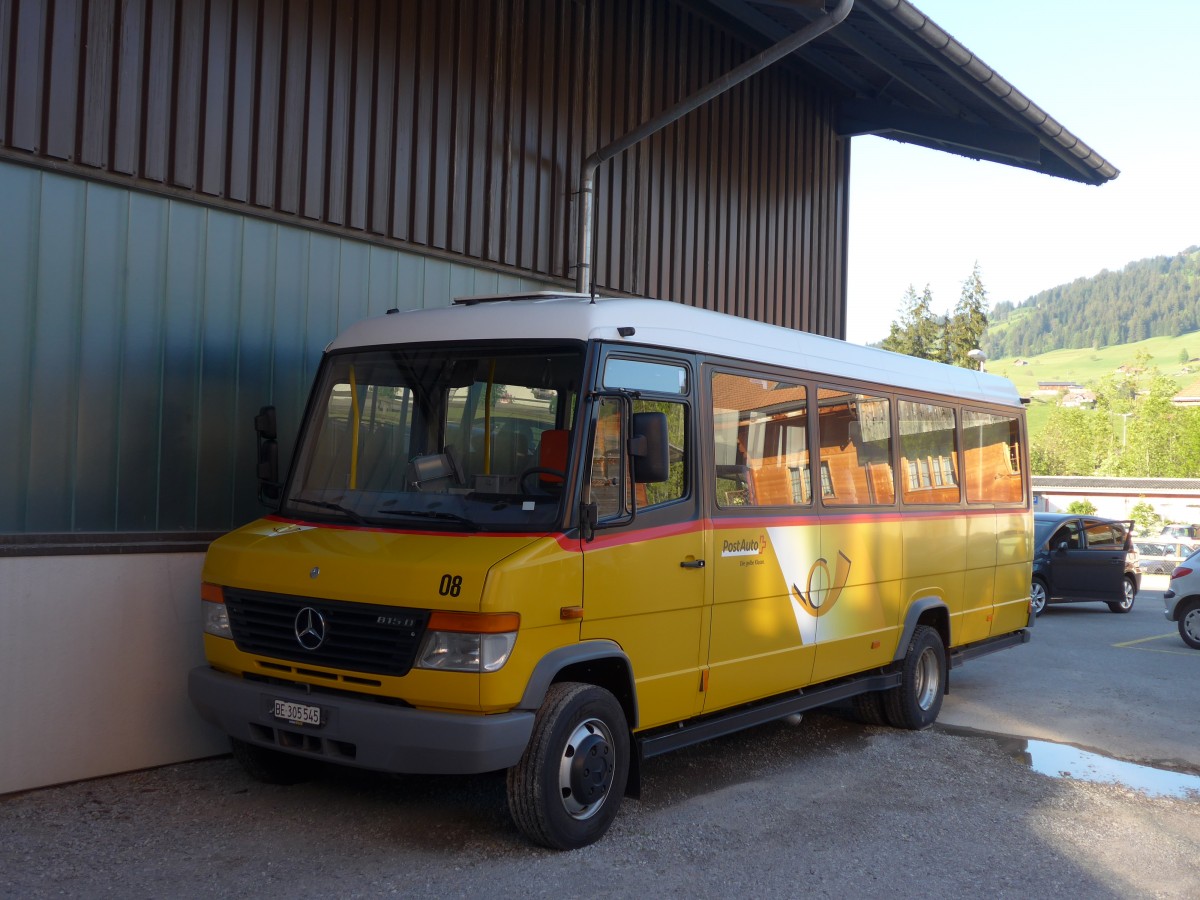 (161'241) - K�bli, Gstaad - Nr. 8/BE 305'545 - Mercedes/Kusters am 27. Mai 2015 in Gstaad, Garage
