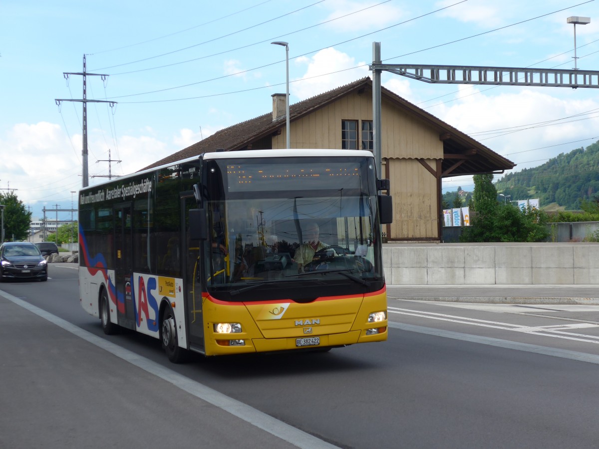(161'437) - Lengacher, Wichtrach - Nr. 6/BE 382'422 - MAN/G�ppel am 30. Mai 2015 beim Bahnhof M�nsingen