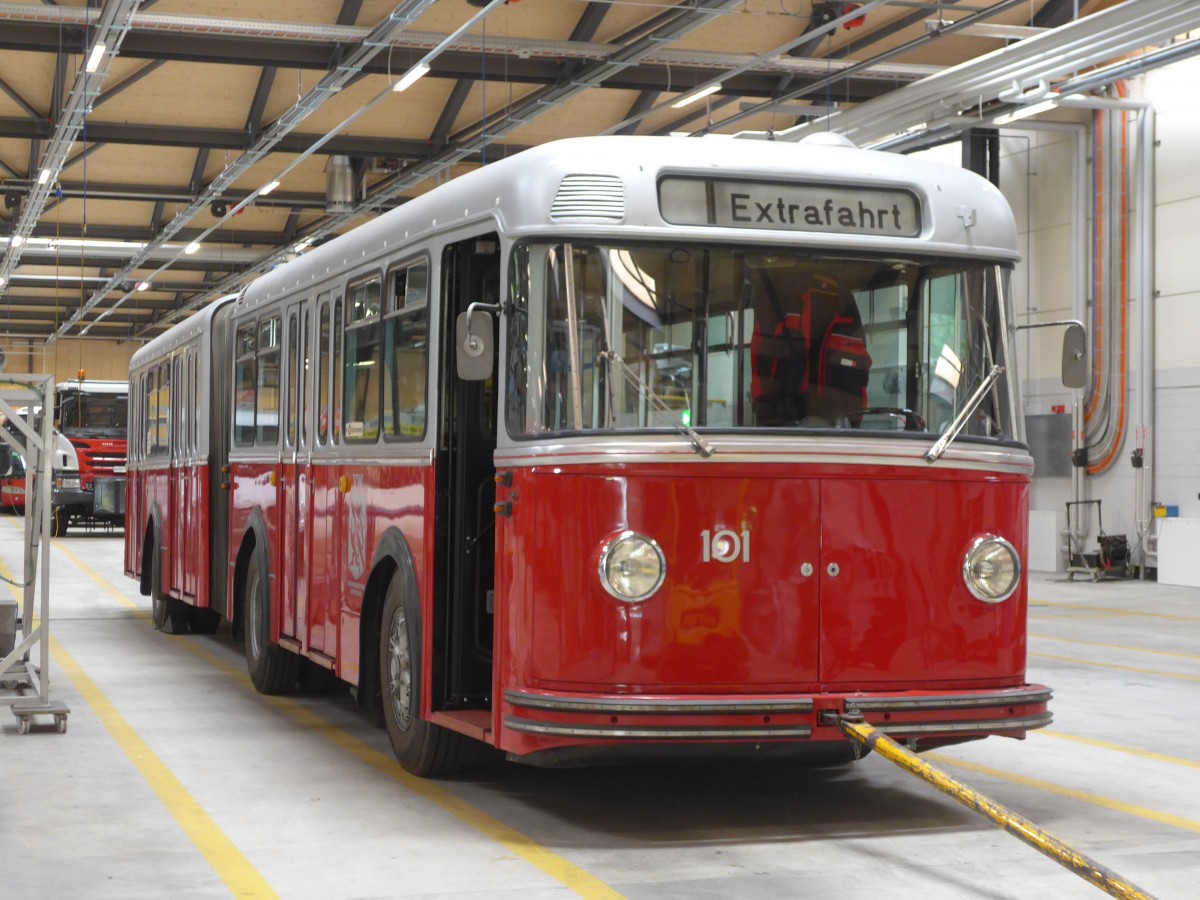 (161'671) - VW Winterthur - Nr. 101 - FBW/SWS Gelenktrolleybus am 31. Mai 2015 in Winterthur, Depot Gr�zefeld