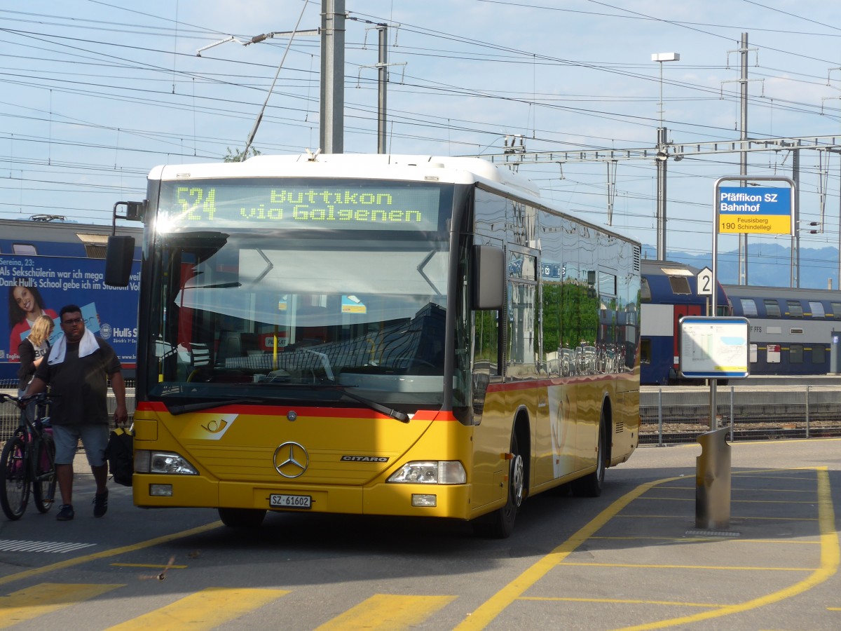 (161'691) - Kistler, Reichenburg - SZ 61'602 - Mercedes am 31. Mai 2015 beim Bahnhof Pf�ffikon