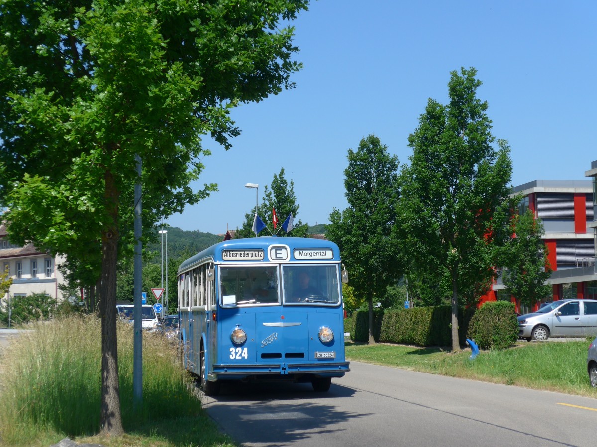 (161'888) - VBZ Z�rich (TMZ) - Nr. 324/ZH 66'324 - FBW/T�scher (ex Privat; ex VBZ Z�rich Nr. 324) am 6. Juni 2015 in Thayngen, Saurertreffen
