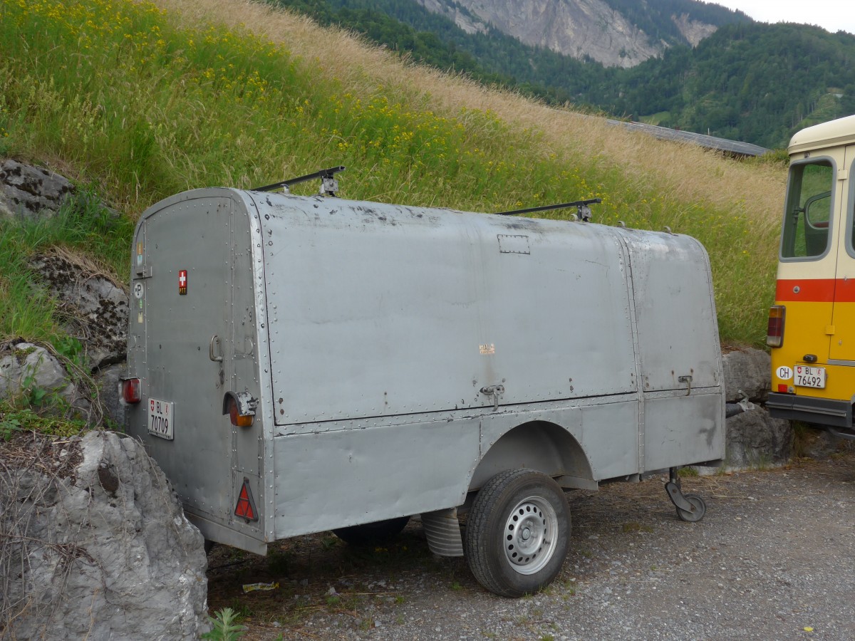 (162'061) - Ziegler, Pratteln - BL 70'709 - Ziegler Gep�ckanh�nger am 13. Juni 2015 in Brienz, Kirche