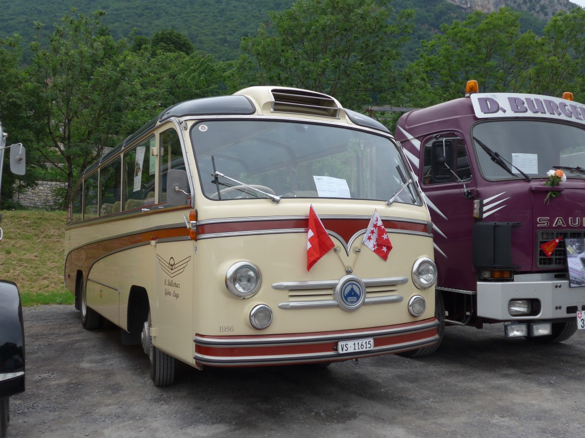 (162'210) - Ballestraz, Gr�ne - VS 11'615 - Saurer/Saurer (ex Girardet, Yverdon) am 20. Juni 2015 in Aigle, Saurertreffen