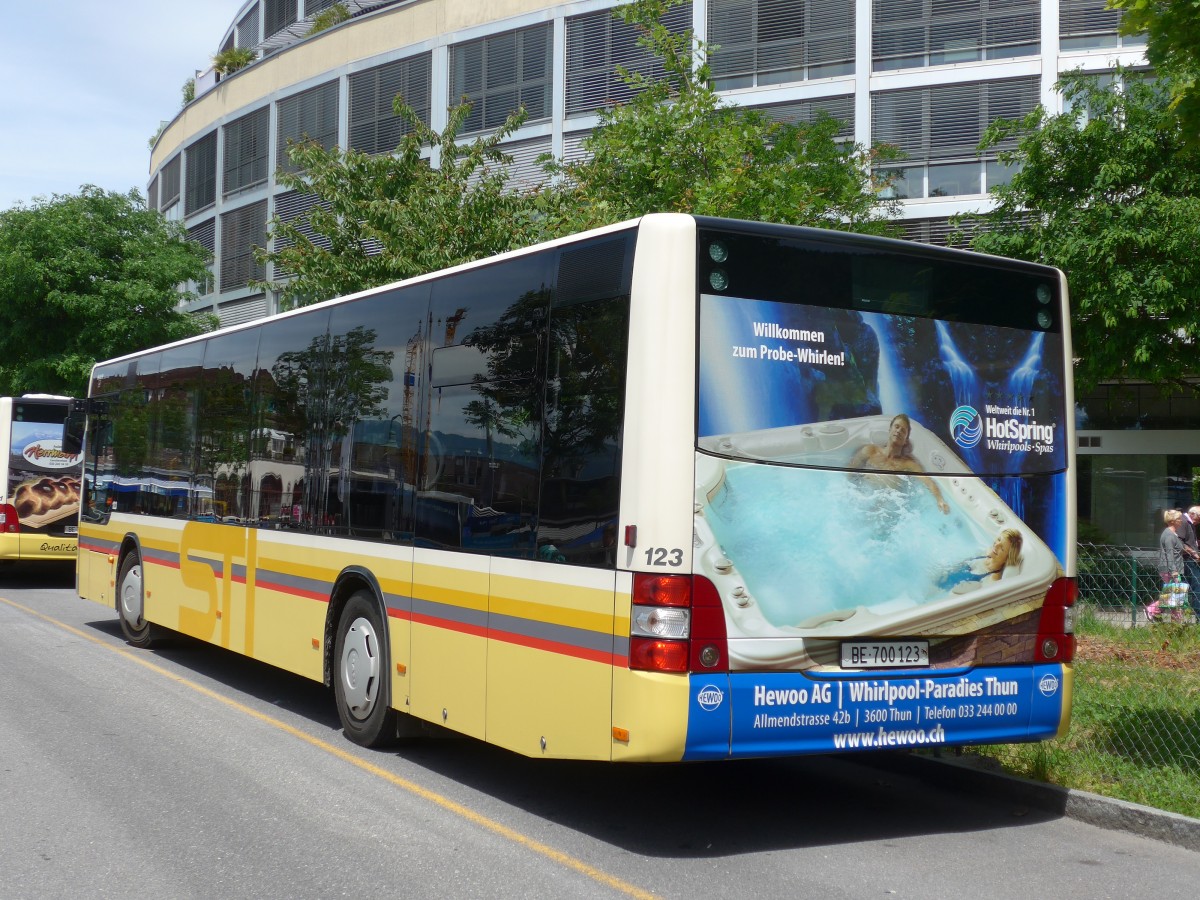 (162'460) - STI Thun - Nr. 123/BE 700'123 - MAN am 22. Juni 2015 bei der Schiffl�ndte Thun